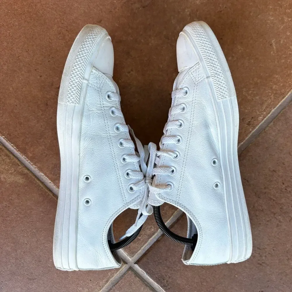 Converse White Leather All Stars Low Ox Unisex size 10M 12W Clean Classic